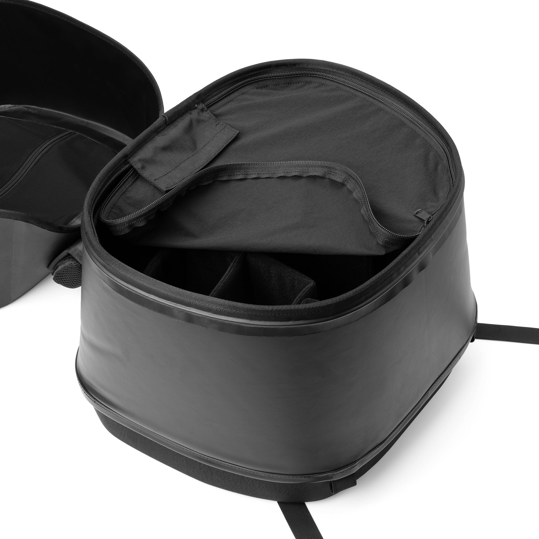 Hood Tail Bag - Image 6